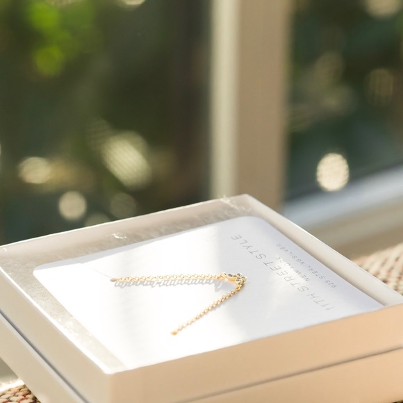 Petite Butterfly Necklace | 14k Gold Plated - Picture 5 of 8